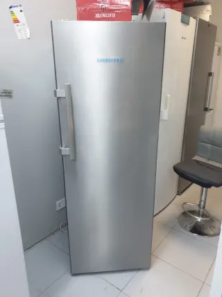 Nevera Liebherr 1.65m x 60cm, solo nevera