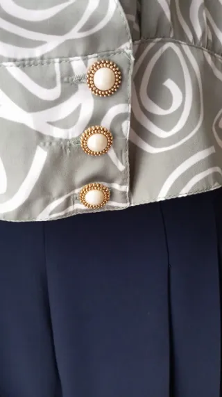 Blusa vintage estampada. Nueva