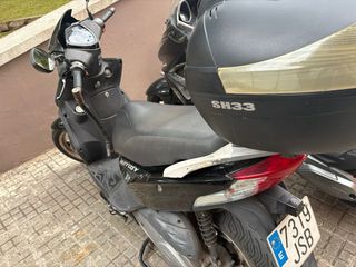Kymco Agility City 125cc Negra