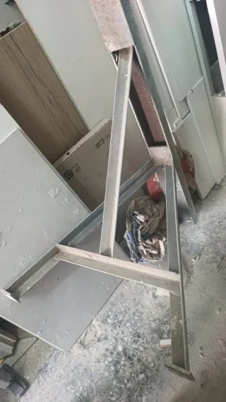 Caballetes metálicos