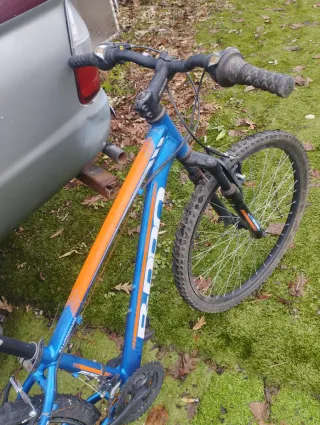 Bicicleta de Montaña Azul y Naranja