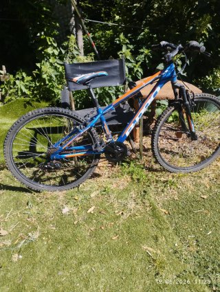 Bicicleta de Montaña Azul y Naranja