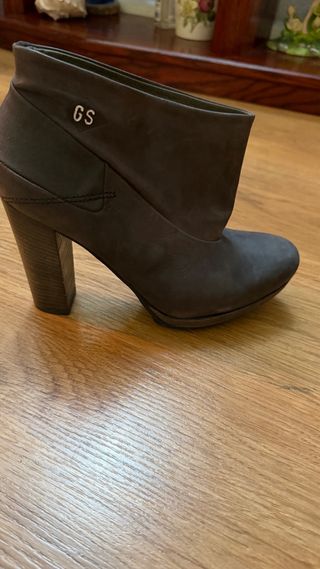 Tacones de tacón grueso, 7 sm