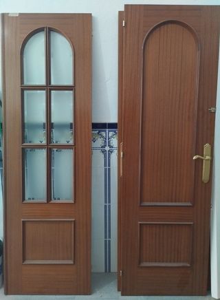 Puertas de madera maciza