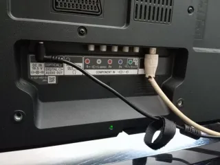 Televisor Sony Negro Bravia modelo KDL40R50B