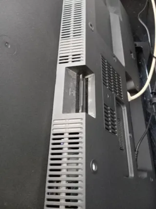 Televisor Sony Negro Bravia modelo KDL40R50B