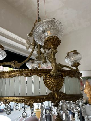 Lámpara de techo antigua