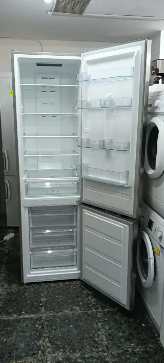 NEVERA COMBI TEKA NO FROST ENERGÍA A++