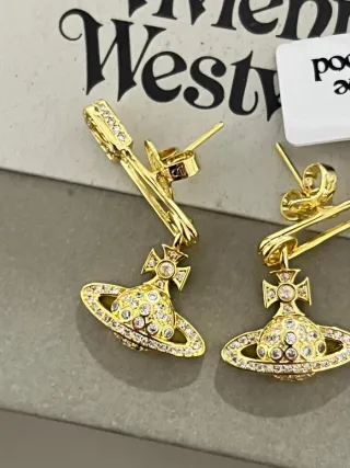 Pendientes Vivienne Westwood dorados lucrece