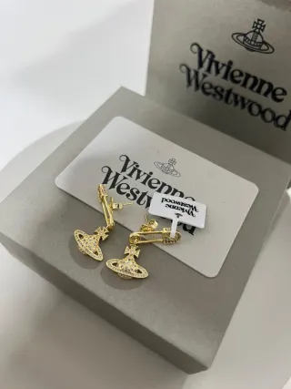 Pendientes Vivienne Westwood dorados lucrece