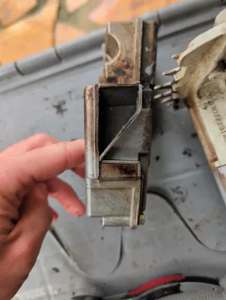 Escape y junta Stihl MS200