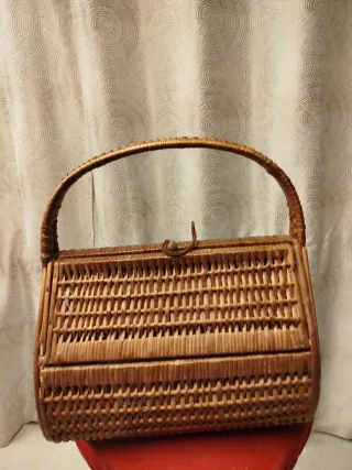 Cesto caña antiguo hecho a mano