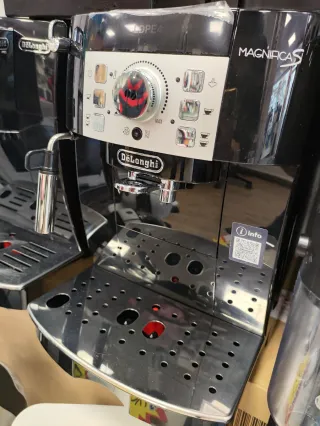 Cafetera De'Longhi Magnifica S Negra