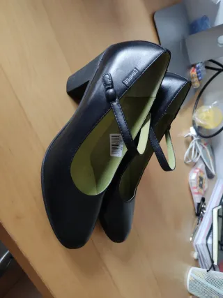 Zapatos Camper tacón negro 7 cm