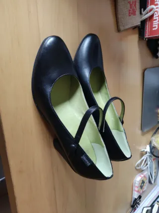 Zapatos Camper tacón negro 7 cm