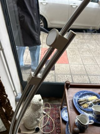 Lámpara Fase Arco Metálica Plata y Marrón