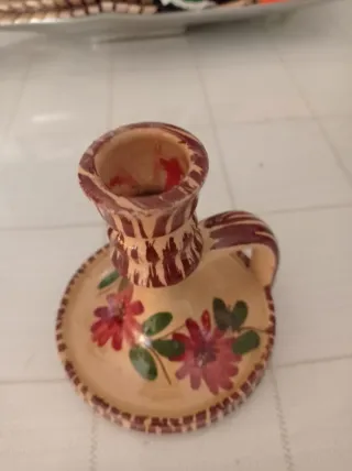 Antichi vasi e fontana.