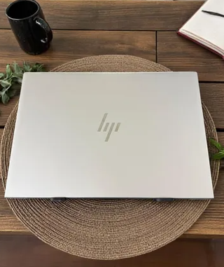 HP 860 G11 Portátil Nuevo