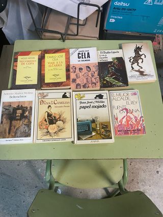 Lote de 22 libros varios de lectura