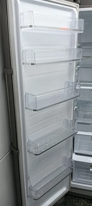 NEVERA SAMSUNG DE UNA PUERTA NO FROST ENERGÍA A+