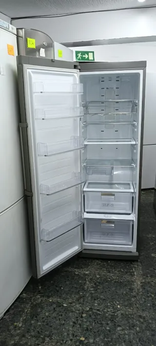 NEVERA SAMSUNG DE UNA PUERTA NO FROST ENERGÍA A+