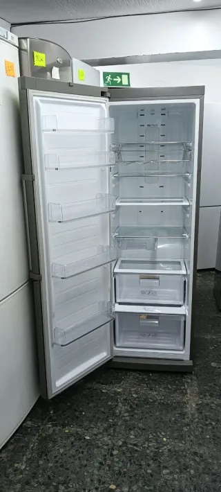 NEVERA SAMSUNG DE UNA PUERTA NO FROST ENERGÍA A+