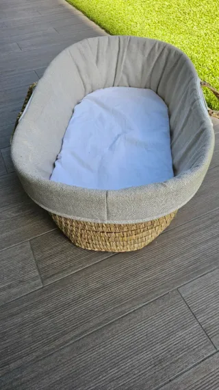 Mini cuna mimbre balancín