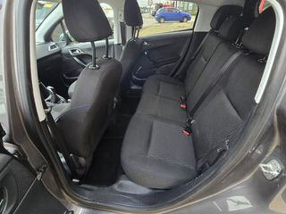 Peugeot 208 5p Allure 1.6 BlueHDi 100