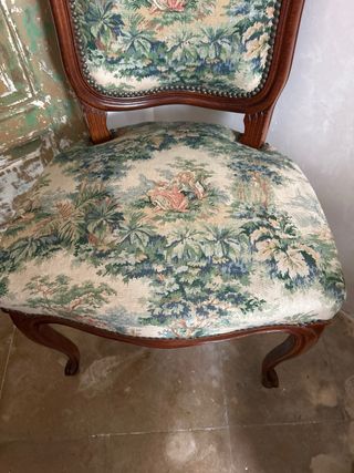 Conjunto de 6 sillas de madera y tela