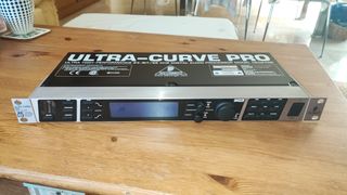 Behringer Ultracurve Pro DEQ2496