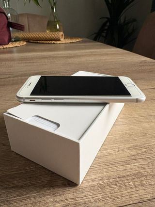 Apple iPhone 7 32GB Plata (libre)