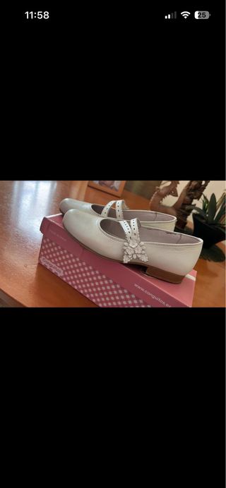 Zapatos comunión niña Conguitos blancos