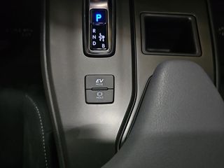 Lexus UX 2.0 300h UX Plus