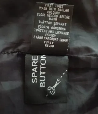 Chaqueta cortavientos impermeable TXR roja