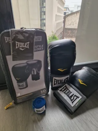 Guantes Boxeo Everlast 10 oz + Vendas.