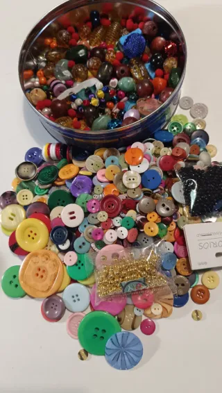 Lote de Botones y Cuentas para Manualidades