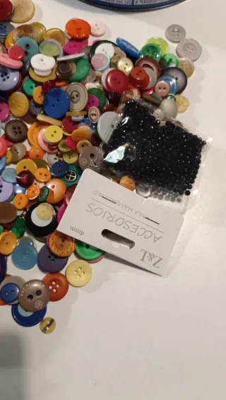 Lote de Botones y Cuentas para Manualidades