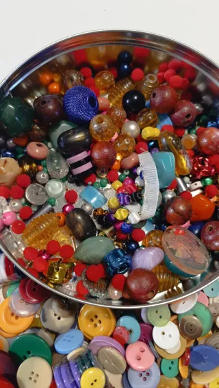 Lote de Botones y Cuentas para Manualidades