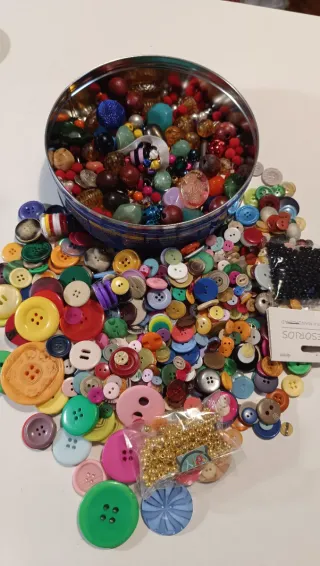 Lote de Botones y Cuentas para Manualidades