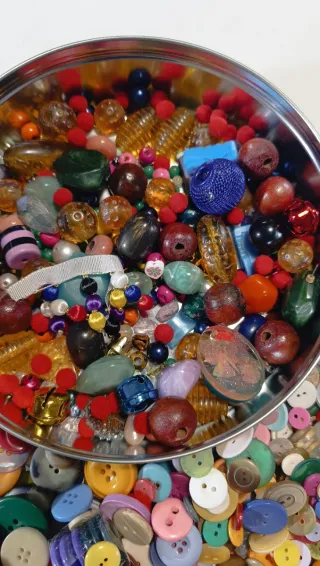 Lote de Botones y Cuentas para Manualidades