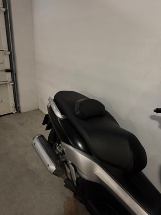 Yamaha City 250cc Maxi Scooter Negra