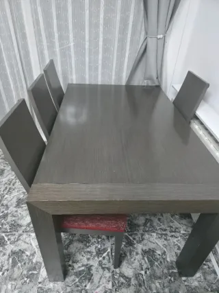 Mesa comedor extensible madera y metal