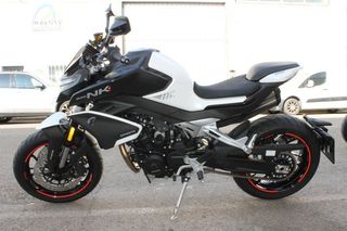 CFMOTO 800 NK SPORT
