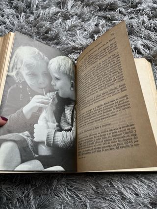 Libro coleccionista  La Alimentación y la Salud