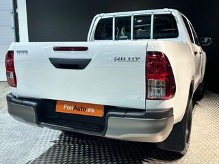 Toyota Hilux 2.4 D-4D Cabina Doble GX