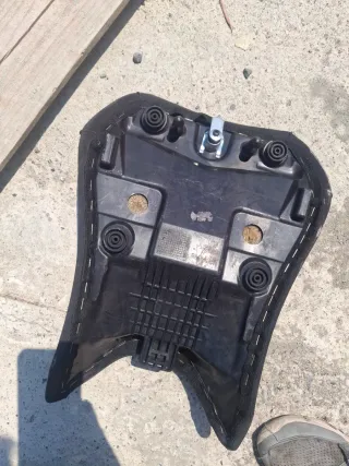 Sedile Yamaha MT 125 Nero