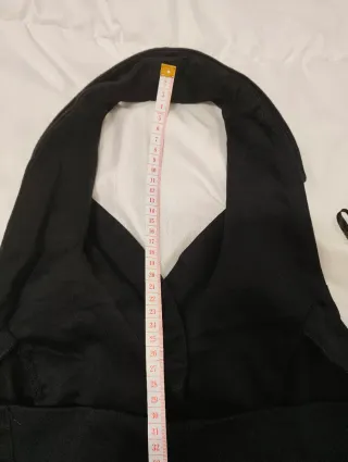 Elegante chaleco negro