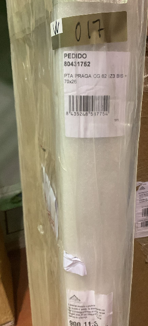 Puerta AERO PRAGA LEROY MERLIN izquierda