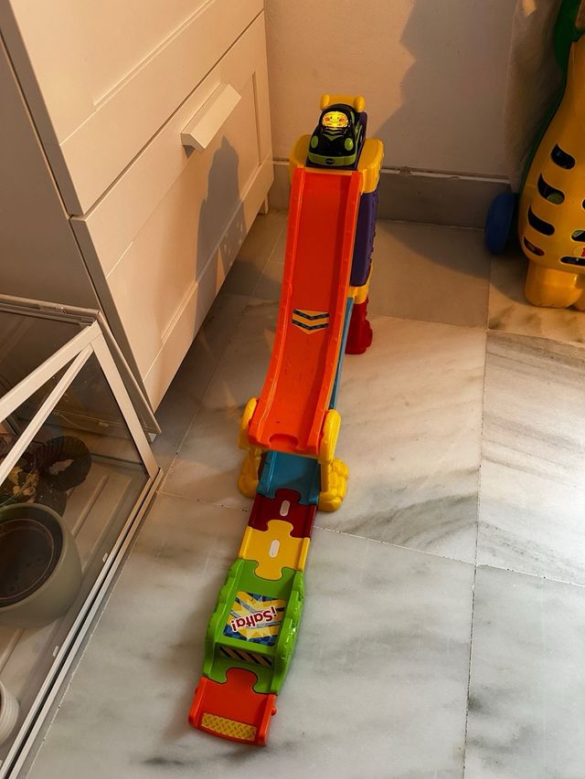 Pista Coches Tuc Tuc Bólidos