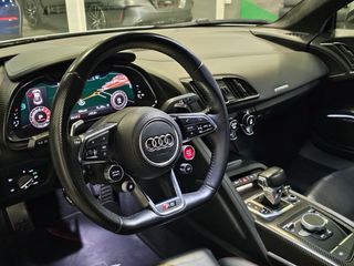 Audi R8 2016
